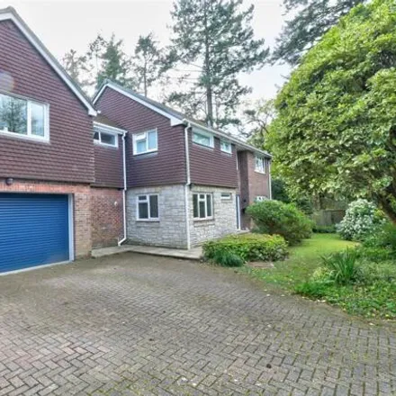 Image 1 - 10 Merdon Close, Chandler's Ford, SO53 1EF, United Kingdom - House for sale