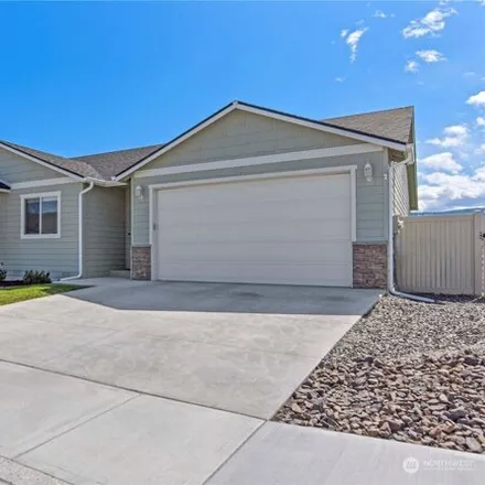 Buy this 3 bed house on 60 South Millbrook Loop in East Wenatchee, WA 98802