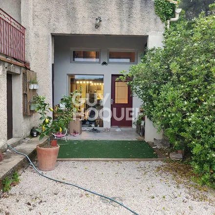 Image 3 - 52 Chemin des Pradels, 13710 Fuveau, France - Apartment for rent