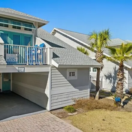 Buy this 3 bed townhouse on 120 South 38th Street in Mexico Beach, Bay County