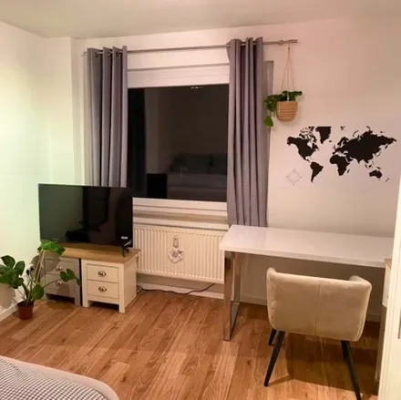 Rent this 3 bed apartment on Parkstraße 11 in 60322 Frankfurt, Germany