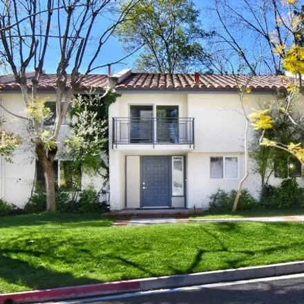 Rent this 3 bed house on 9908 Lancer Court in Beverly Hills, CA 90210