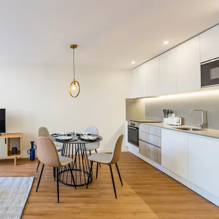 Rent this 2 bed apartment on 4300-060 Distrito de Leiria