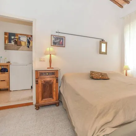 Image 9 - Via Cardinale Farnese, 01019 Vetralla VT, Italy - House for rent