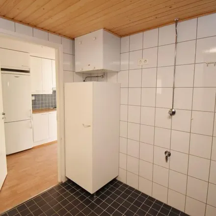 Rent this 3 bed apartment on Kivikatu 9 in 15610 Lahti, Finland
