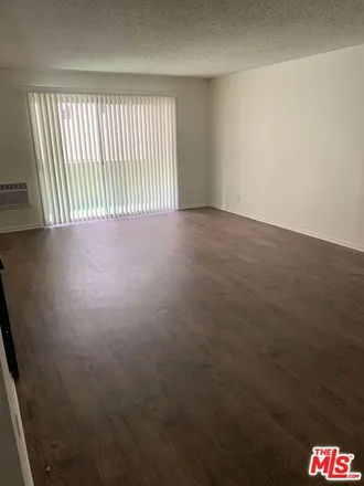 Image 3 - 1820 South Bentley Avenue, Los Angeles, CA 90025, USA - House for rent