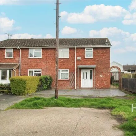 Buy this 3 bed duplex on Mumford Close in West Bergholt, CO6 3HX