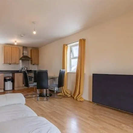 Image 3 - Brompton Road, Leicester, LE5 1PQ, United Kingdom - Apartment for sale