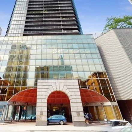 Image 2 - Windsor at Ontario Place, 1 East Erie Street, Chicago, IL 60611, USA - Condo for sale