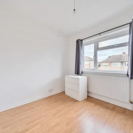 Rent this 2 bed apartment on Shepperton Road in London, BR5 1DN