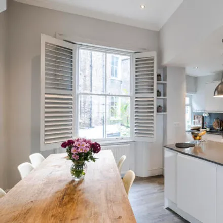 Rent this 4 bed townhouse on Westmoreland Terrace in London, SW1V 3HL