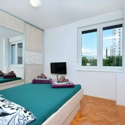 Image 5 - Antuna Branka Šimića 3, 21000 Split, Croatia - Apartment for rent