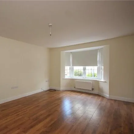 Image 2 - 8 Tinding Drive, Bristol, BS16 1FS, United Kingdom - House for sale