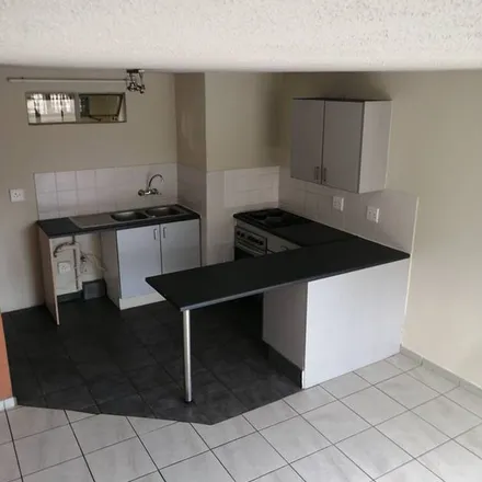 Rent this 1 bed apartment on 25 Kew Road in Richmond, Johannesburg
