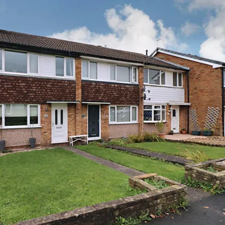 Buy this 3 bed townhouse on Dawlish Close in Blackburn, BB2 4NS
