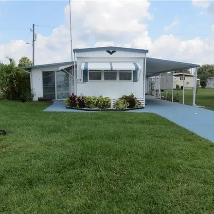 Buy this 2 bed house on 2034 East Robin Avenue in Sebring, FL 33870