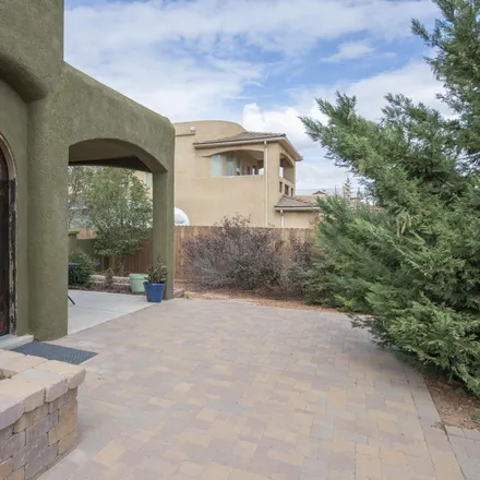 Image 2 - 701 Chihuahua Road Northeast, Rio Rancho, NM 87144, USA - House for sale