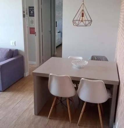 Buy this 2 bed apartment on Escola Municipal de Educação Básica Júlio de Grammont in Avenida Dom Jaime de Barros Câmara 209, Planalto