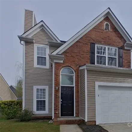 Rent this 3 bed house on 13313 Bolingbrook Lane in Charlotte, NC 28273