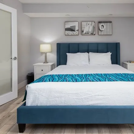 Rent this 1 bed condo on Key Largo