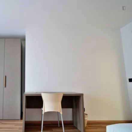 Image 2 - Via Giuseppe Candiani, 101/1, 20158 Milan MI, Italy - Apartment for rent