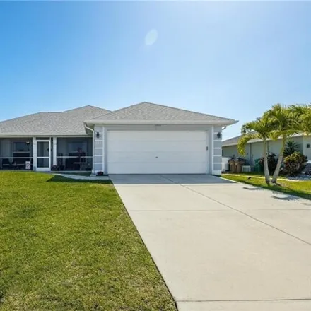 Image 1 - 307 Northwest 25th Place, Cape Coral, FL 33993, USA - House for sale