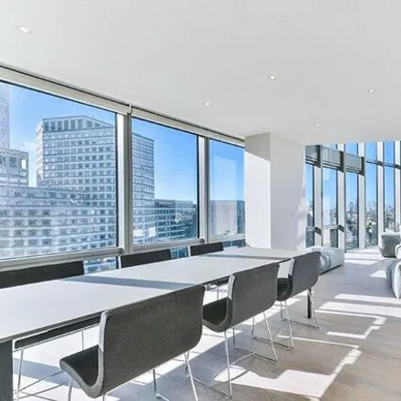Image 1 - 1 West India Quay, 26 Hertsmere Road, Canary Wharf, London, E14 4AX, United Kingdom - Apartment for rent