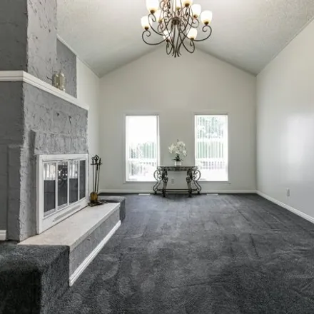 Image 4 - 3289 Blue Haven Drive, West Valley City, UT 84119, USA - House for sale