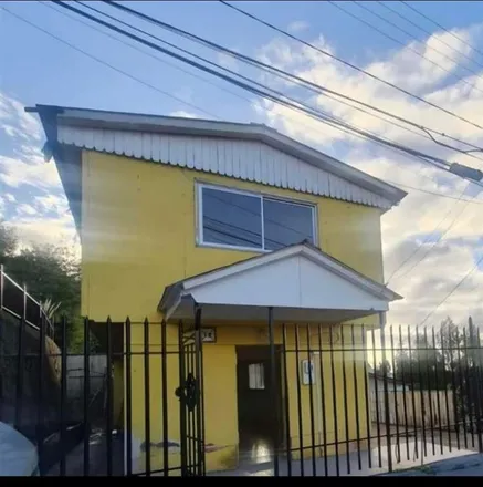 Rent this 3 bed house on Pedro de Oña in 238 0484 Valparaíso, Chile