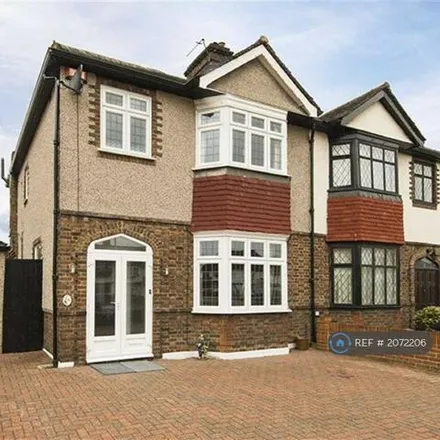 Rent this 3 bed duplex on 56 Sidcup Road in London, SE12 8BW