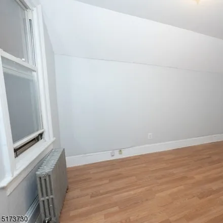 Image 5 - 299 West Broadway, Paterson, NJ 07522, USA - Townhouse for rent