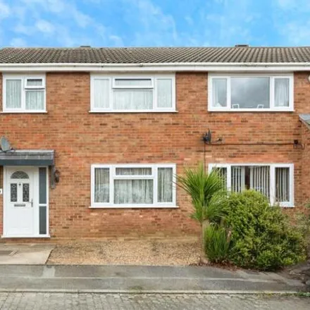 Buy this 3 bed duplex on Peebles Place in Bletchley, MK3 7SX