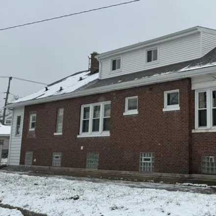 Buy this 5 bed house on 7801 South Eberhart Avenue in Chicago, IL 60619