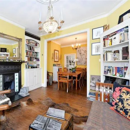 Image 7 - Bronsart Road, London, SW6 6AJ, United Kingdom - Townhouse for sale