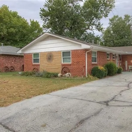 Buy this 3 bed house on 4913 Cornell Drive in Bartlesville, OK 74006