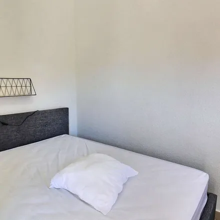 Rent this 2 bed apartment on 3 Rue Paul Éluard in 66750 Saint-Cyprien, France