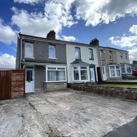 Buy this 2 bed house on Parc Avenue in Swansea, SA6 8HJ
