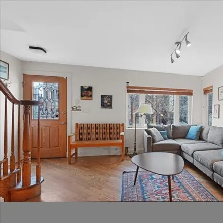 Image 5 - 1519 West Chestnut Street, Chicago, IL 60622, USA - House for sale