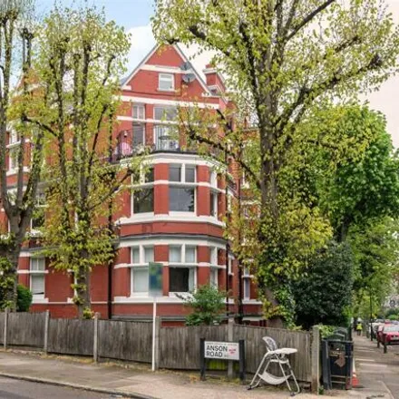 Buy this 3 bed apartment on Melyn Close in London, N7 0RG