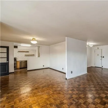 Image 5 - 75 Lawrence Park Crescent, Gunther Park, City of Yonkers, NY 10708, USA - Apartment for sale