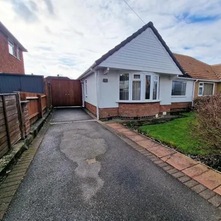 Buy this 2 bed house on Cleveland Road in Bulkington, CV12 9PJ
