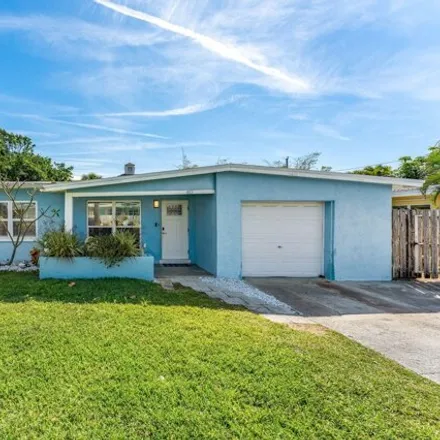 Image 4 - 475 South Orlando Avenue, Cocoa Beach, FL 32931, USA - House for sale