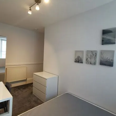 Rent this 3 bed apartment on Wellington Street in Dundee, DD1 2NP