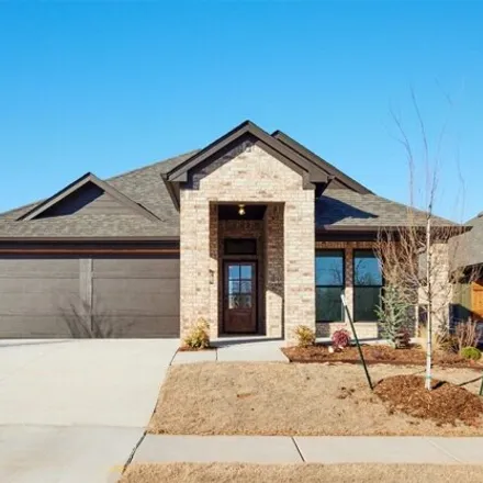 Buy this 3 bed house on 3832 12th Avenue Northwest in Norman, OK 73069