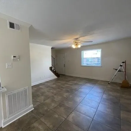 Image 3 - 616 Clearview Pkwy Unit Athan, Metairie, Louisiana, 70001 - House for rent