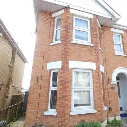Rent this 2 bed room on Markham Road in Bournemouth, BH9 1JB