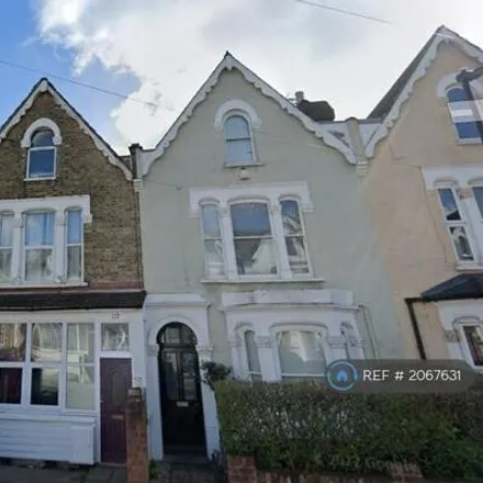 Rent this 1 bed apartment on 112 Whittington Road in London, N22 8YG