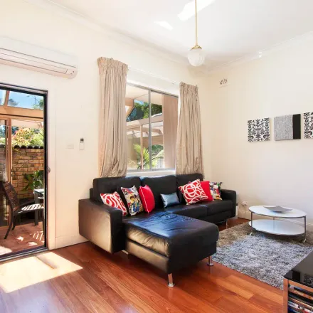 Image 2 - 30 Brenan Street, Lilyfield NSW 2040, Australia - Apartment for rent