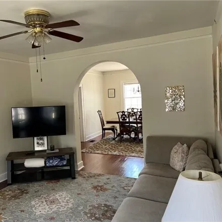 Image 3 - 8118 Green St, New Orleans, Louisiana, 70118 - House for rent