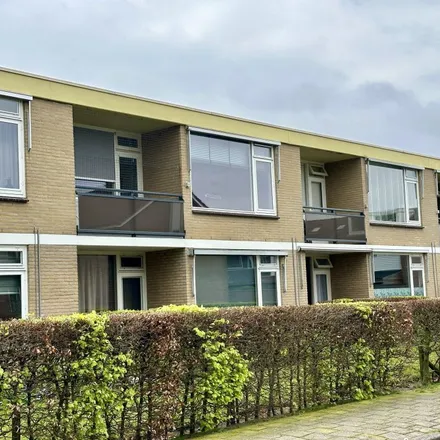 Rent this 2 bed apartment on Chopinstraat 56 in 7604 JJ Almelo, Netherlands